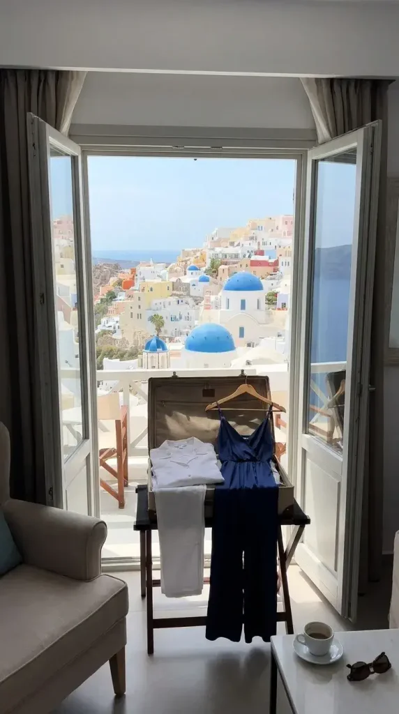 What to Wear Based on Your Destination {#destination}